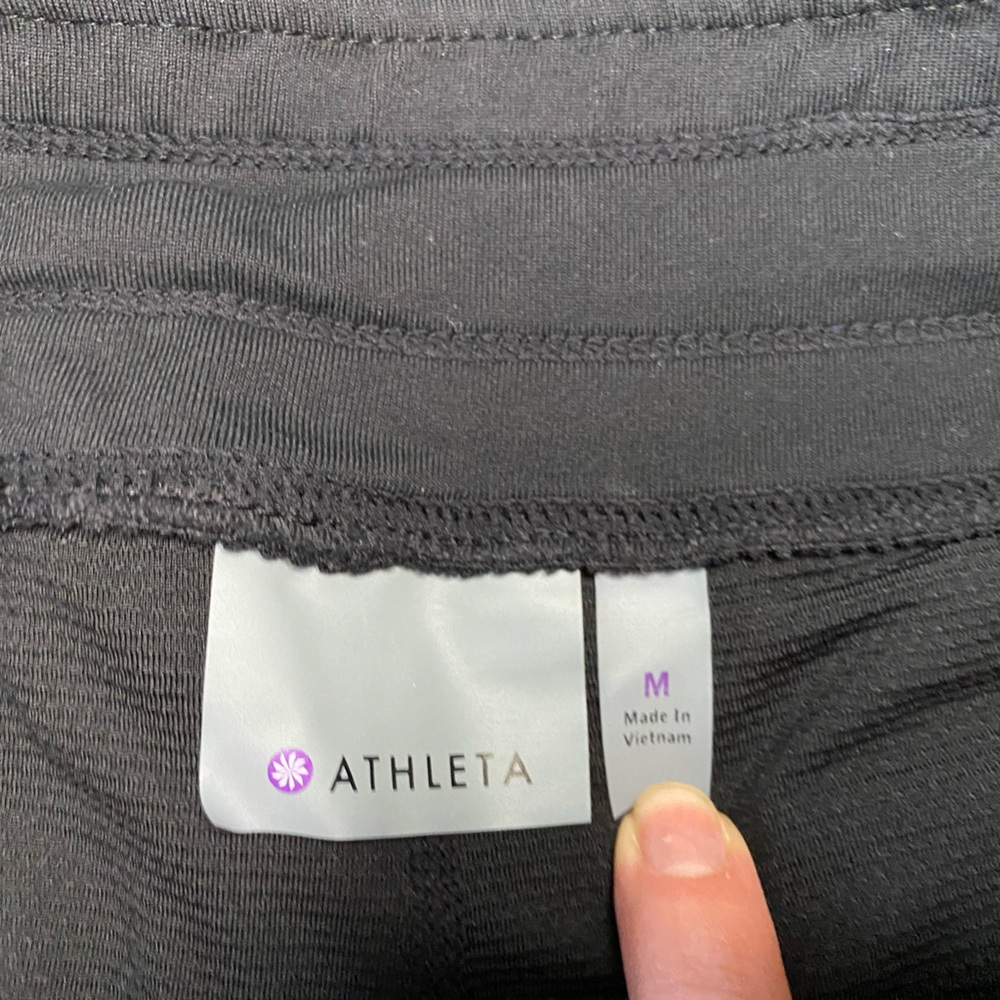 Athleta Black Reflective Relay Skort Running Skirt - Picture 2 of 3